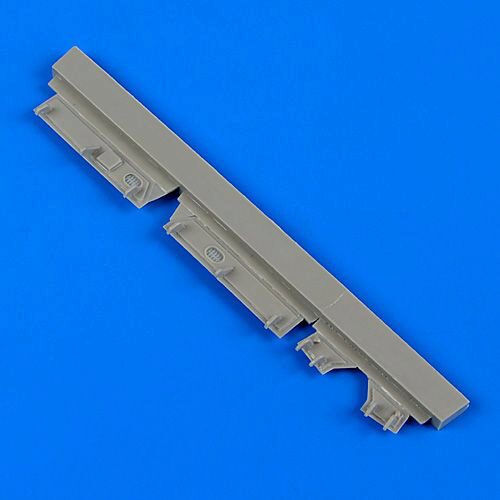 Quickboost QB72441 F-14D Tomcat front undercarriage coverHB