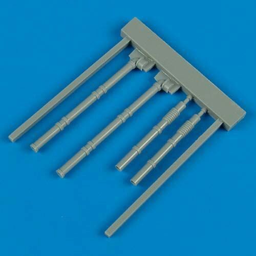 Quickboost QB48 208 Wellington fuel outlet pipe closed flaps für Trumpeter Bausatz