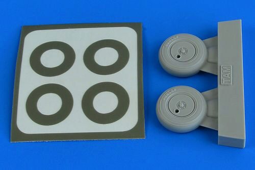 Aires 4781 Spitfire Mk.I wheels (with covers) & paint masks f.Tamiya