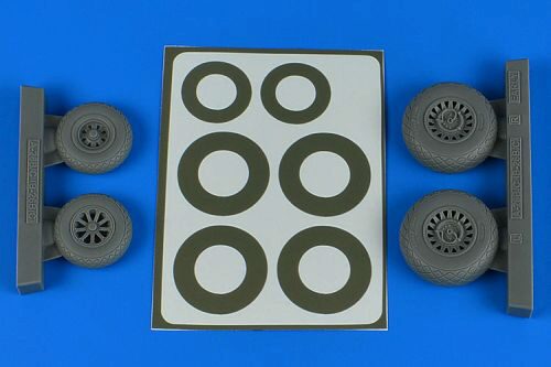 Aires 4847 A-26B/C (B-26B/C) Invader wheels & paint masks early - diamond pattern for ICM