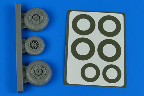 Aires 4873 B-26K Invader wheels & paint masks - late - Diamond Pattern