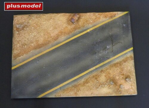 Plus model 622 Display base – Road in the desert