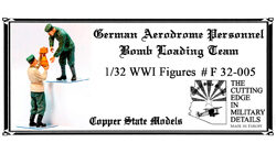 Copper State Models F32005 German aerodrome personnel bomb loading team
