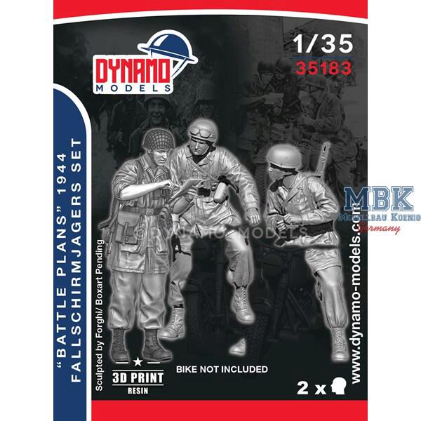 Dynamo Models DYM35183 Fallschirmjägers checking the map - Normandy 1944