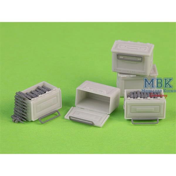 Master GM-35-067 M2 ammunition cans Browning M2 .50 cal (opened)