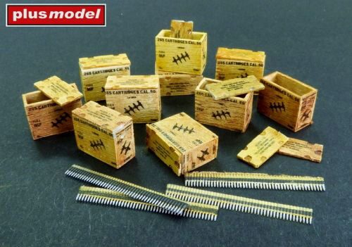 Plus model AL4088 US ammunition boxes with belts of charges