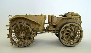 Plus model 449 Artillery Tractor Pavesi P4