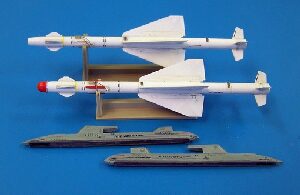 Plus model AL4022 Russian missile R-24T