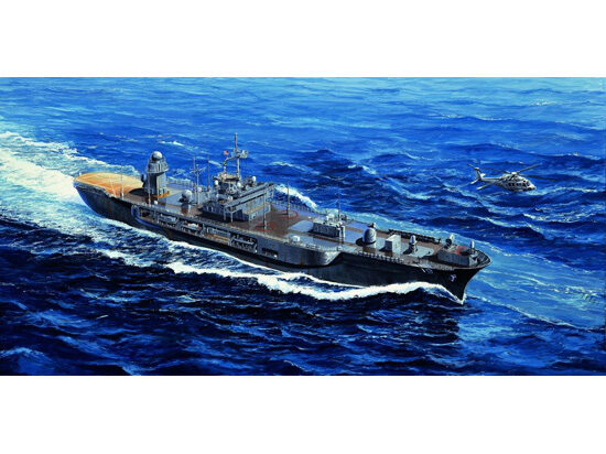 Trumpeter 05717 USS Blue Ridge LCC-19 2004