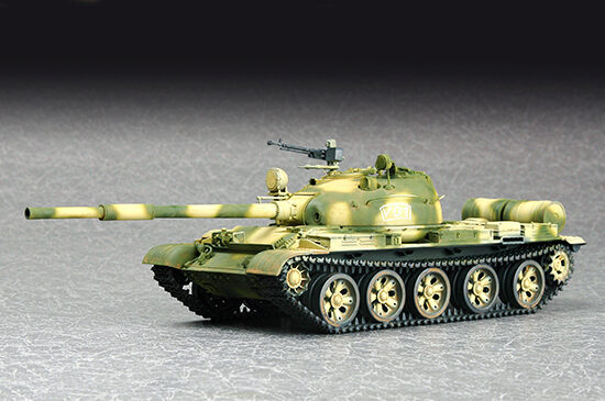 Trumpeter 07147 Russian T-62 Main Battle Tank Mod.1972