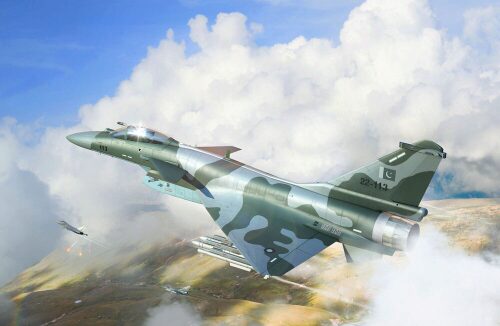 Trumpeter 01690 PAF J-10CE Multi-Role Fighter & IAF Rafale 2 in 1