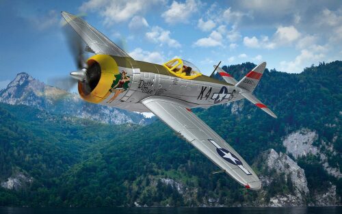 Corgi AA33827 P-47D Thunderbolt  Dottie Mae 1945