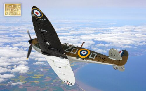 Corgi AA39216 Supermarine Spitfire MkI - Flt Lt Douglas Bader - Battle of Britain 85