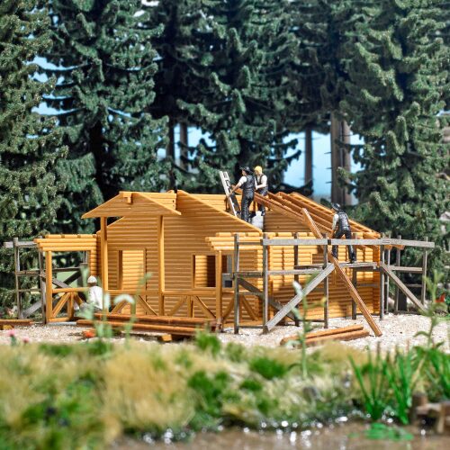 Busch 1855 Blockhütte im Bau H0