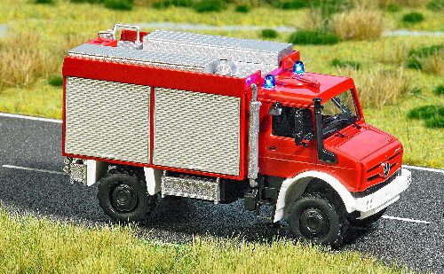 Busch 5599 Mercedes Unimog Feuerwehr H0 