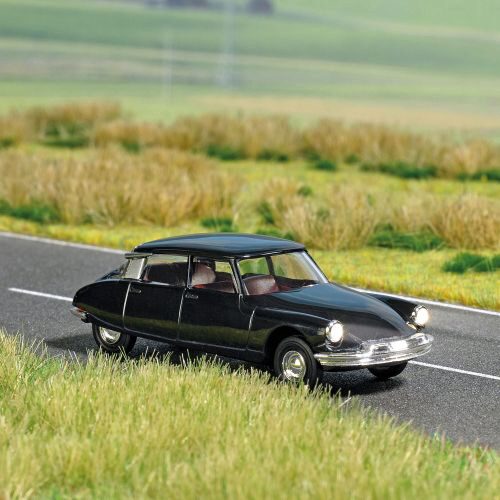 Busch 5665 Citroen DS 19                