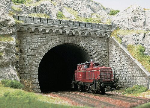 Busch 7023 Tunnelportal 2-gl  H0