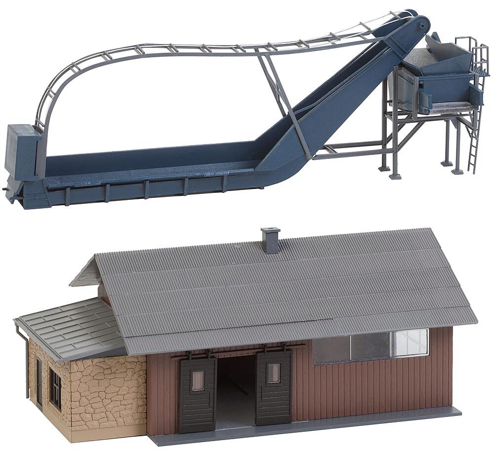 Rübenverladung mit Lagerschuppen