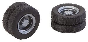 Faller 163101 2 Kompletträder (Zwillingsbereifung) Reifen und LKW Felgen