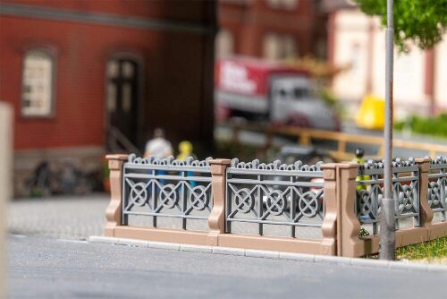 Faller 180426 Villenzaun  grau