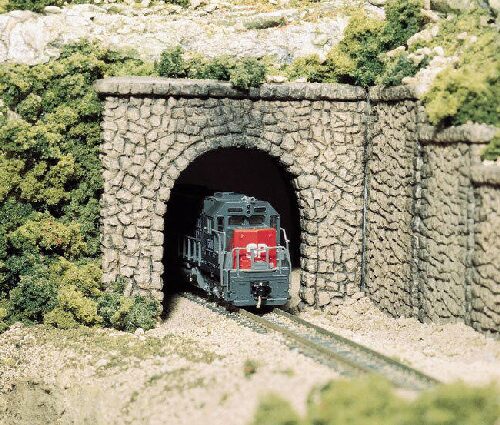 Woodland C1155 N-Spur Tunnelportal   eingl. Bruchstein