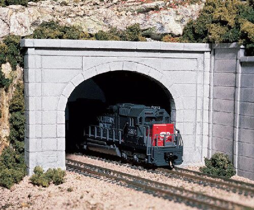 Woodland C1256 H0-Spur Tunnelportal   zweigl. Beton